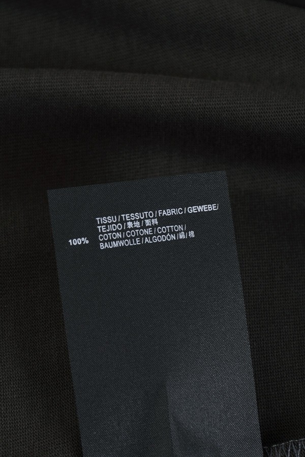 ブランドTシャツ全体デザイン